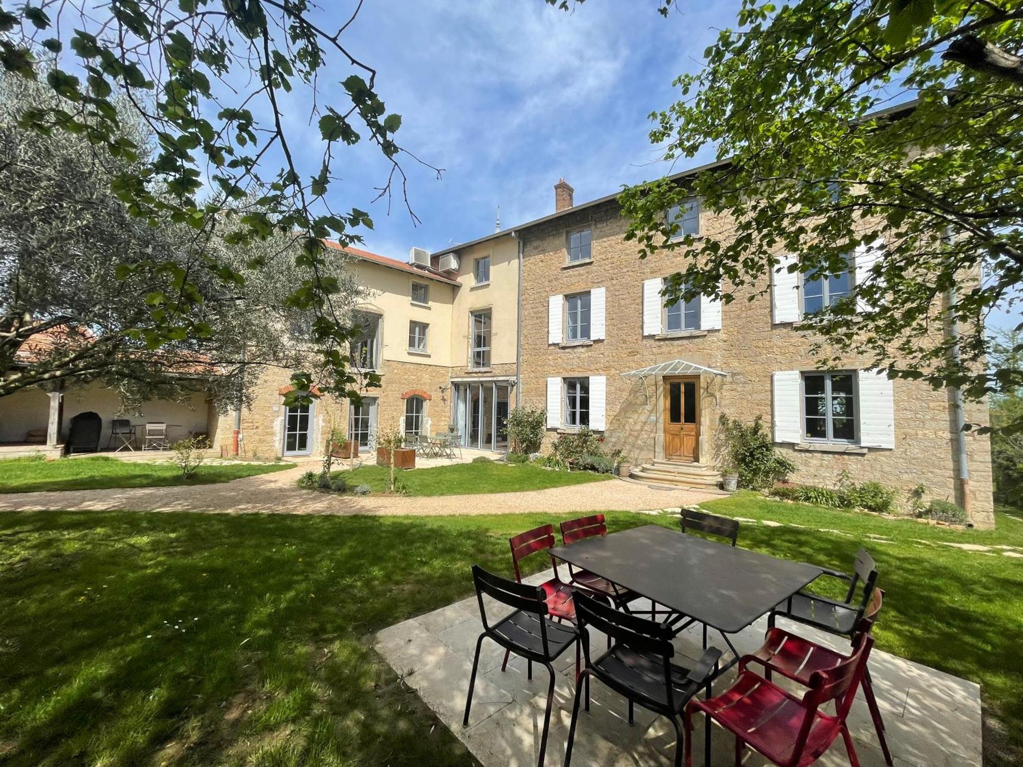 La Maison Des Monts D'Or Saint-Germain-au-Mont-dʼOr Exteriér fotografie